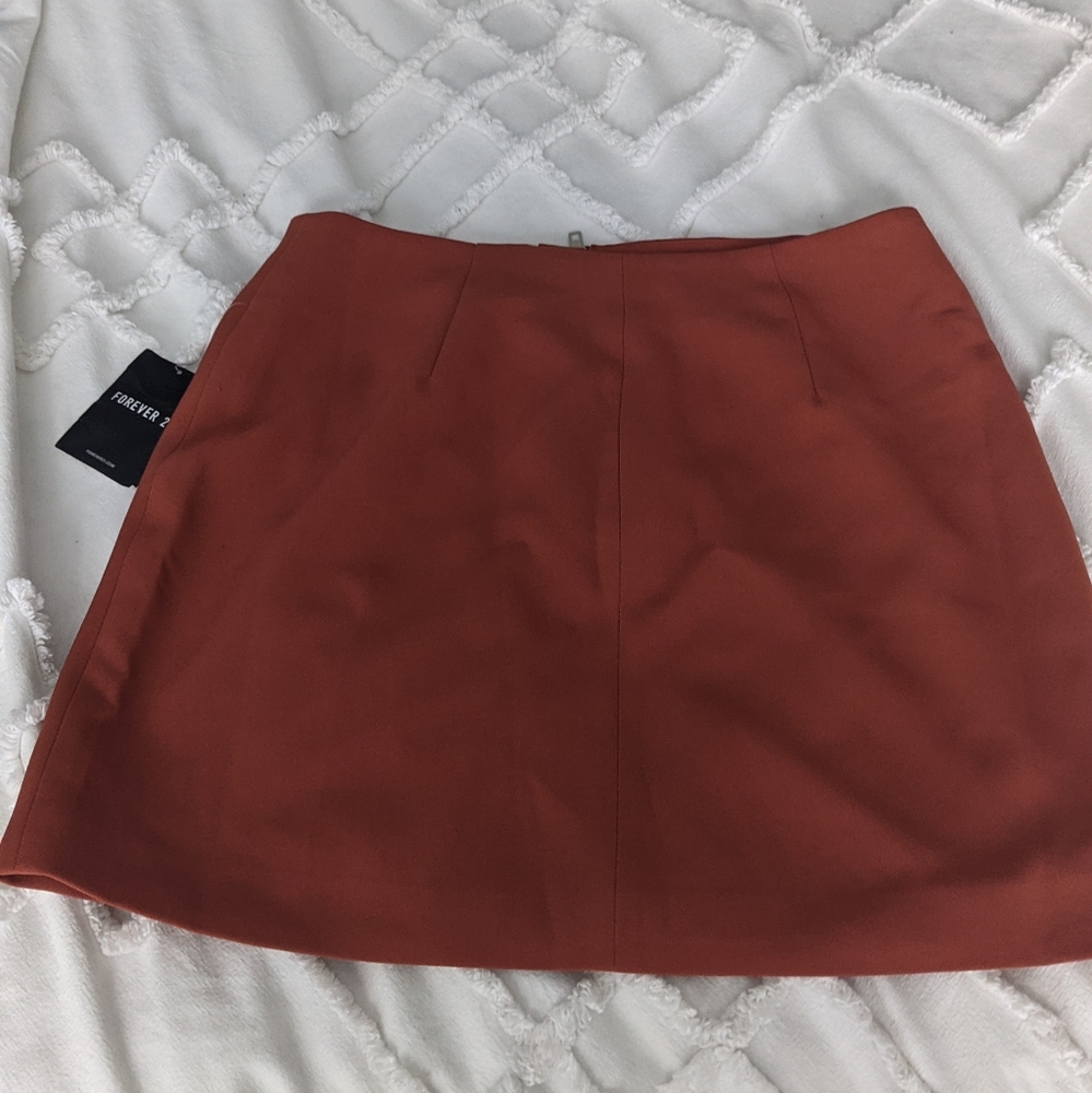 Skirt - Picture 2 of 3